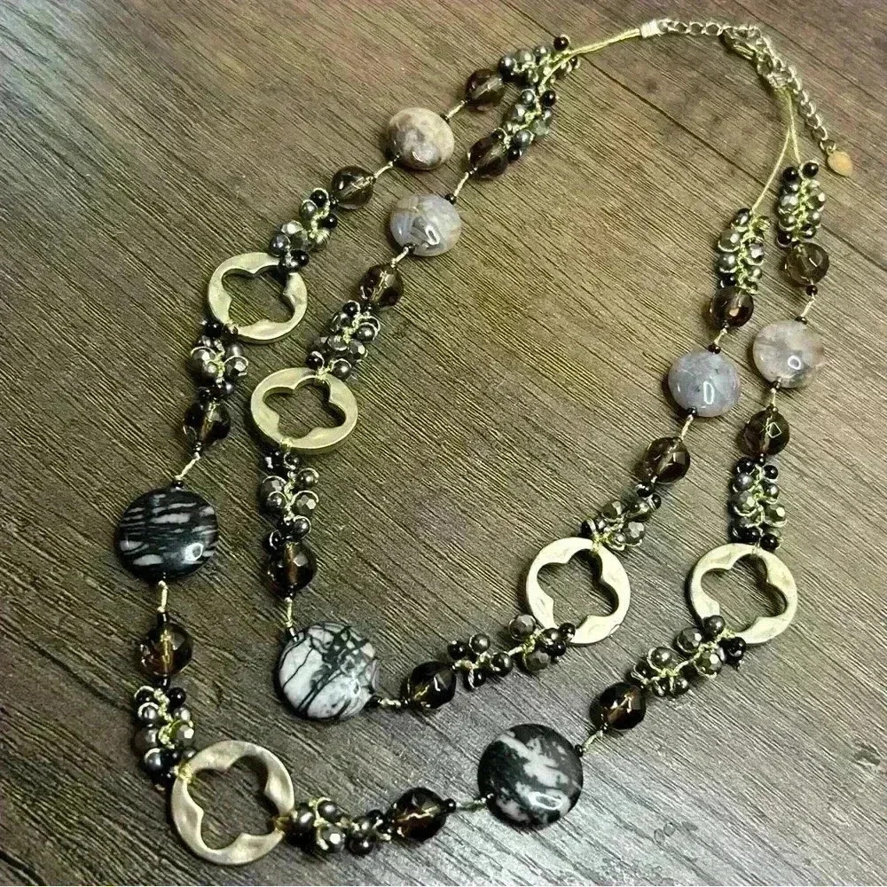 Vintage Gold Tone Beaded Two Strand Necklace - Picture 2 of 3